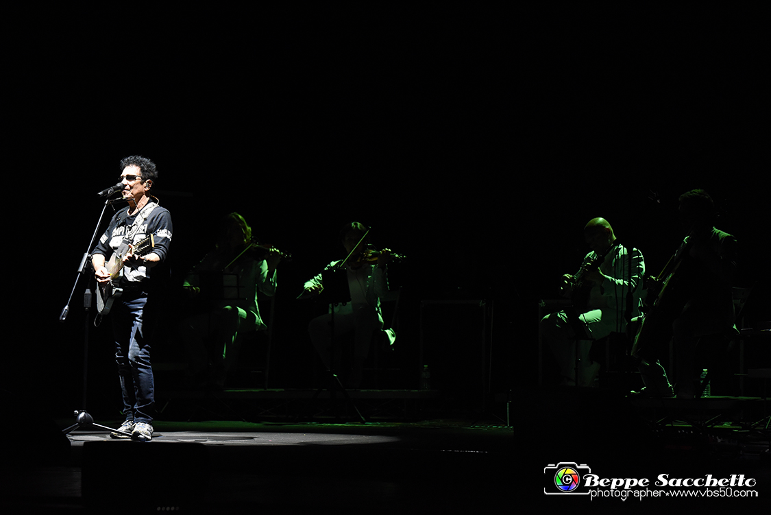 VBS_3958 - Concerto Edoardo Bennato - Peter Pan Rock 'n' Roll Tour.jpg